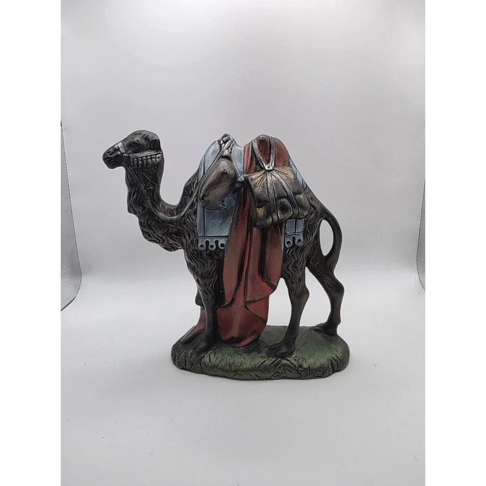 Vintage 1960s Atlantic Mold 17 piece Nativity set Hand Painted